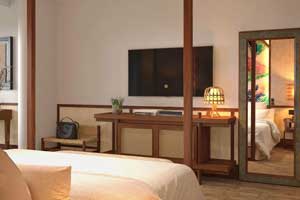 The Swim Up Junior Suite at Ocean Allure Costa Mujeres